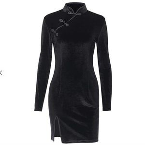 Beth and Brian - Black Velvet Qipao Cheongsam (NWT)